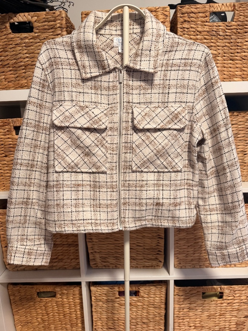 Womens Cropped Plaid Shacket Cream/Tan/Black